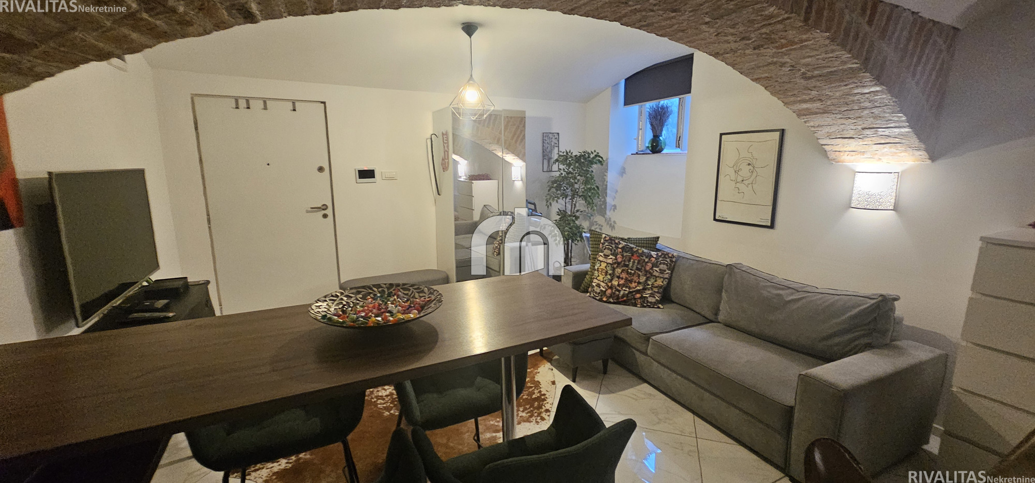 CENTAR, BERISLAVIĆEVA, 28.70M2 - BEZ PROVIZIJE ZA KUPCE
