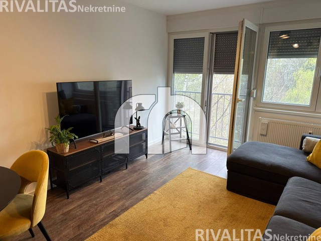 UTRINA 3S, 57.47M2-OBNOVLJEN I NAMJEŠTEN-BEZ PROVIZIJE ZA KUPCE!