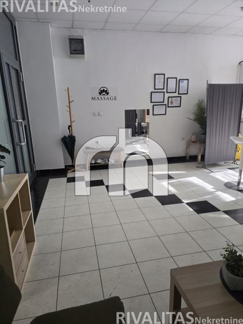 KVATRIĆ-TRŽNICA, POSLOVNI PROSTOR 41,5M2-BEZ PROVIZIJE ZA KUPCE!