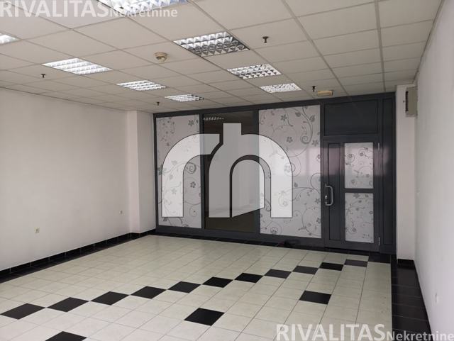 KVATRIĆ-TRŽNICA, POSLOVNI PROSTOR 41,5M2-BEZ PROVIZIJE ZA KUPCE!