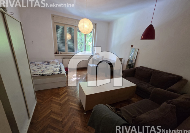 CENTAR 2S, 51M2-BEZ PROVIZIJE ZA NAJMOPRIMCE!