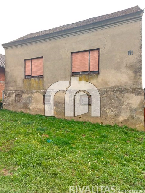 Križevci, Miholec, kuća i gospodarske prostorije, 1866m2 