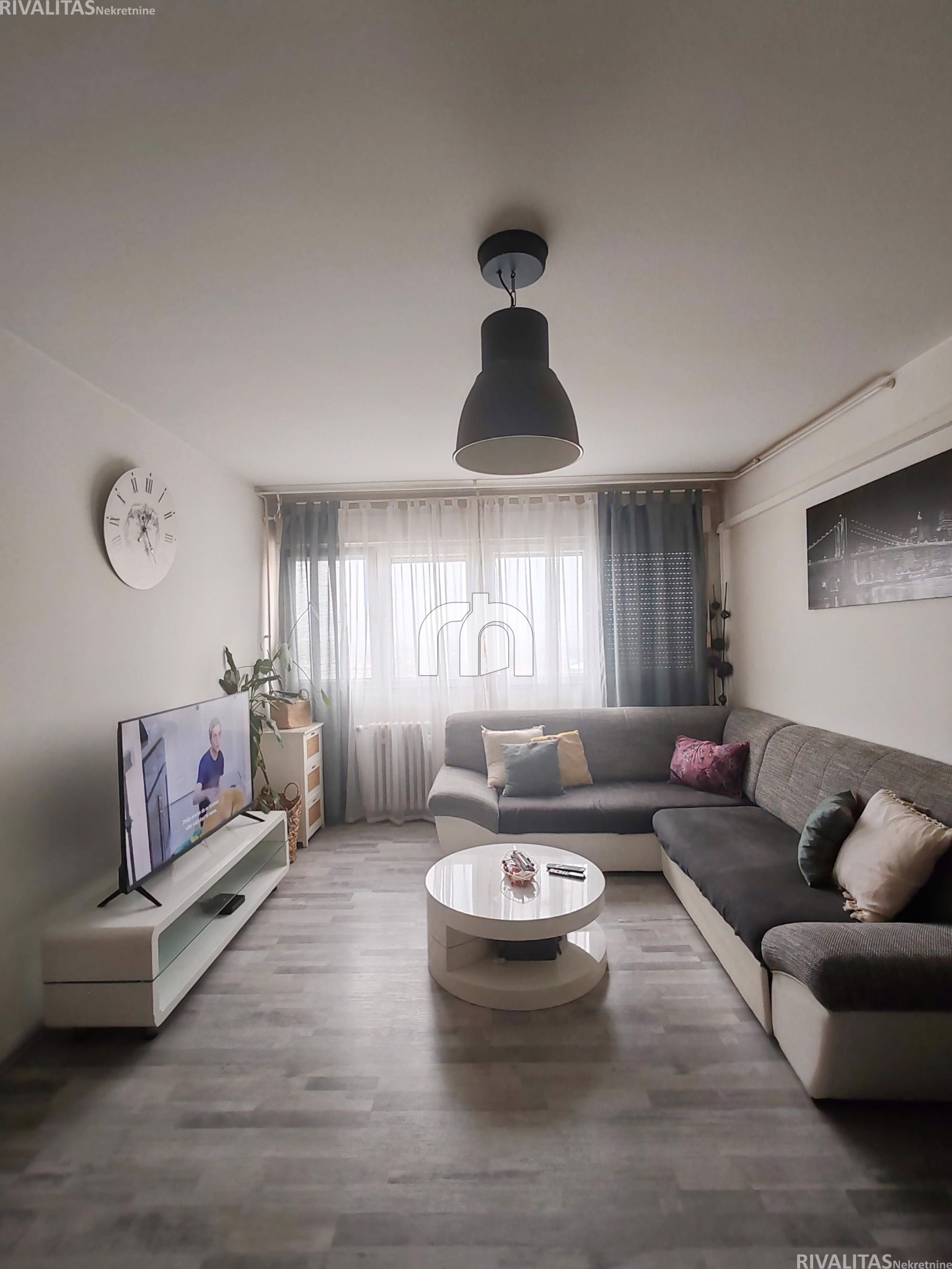 SAVICA 2S, 50M2-OBNOVLJEN-BEZ PROVIZIJE ZA KUPCE!
