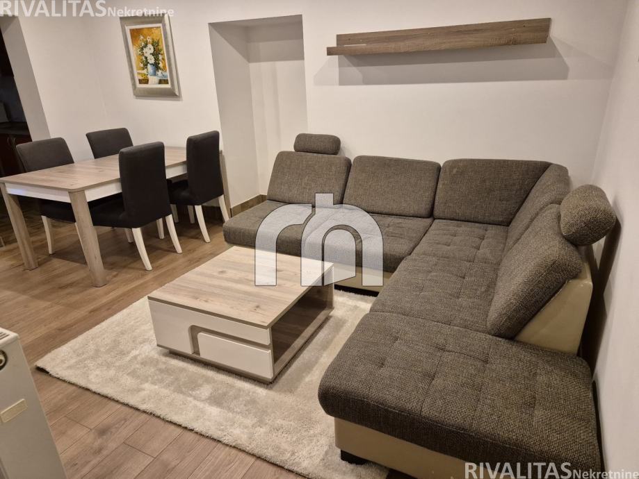 CENTAR-ZVONIMIROVA 2S, 50M2-OBNOVLJEN-BEZ PROVIZIJE ZA KUPCE!