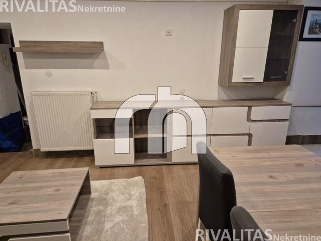 CENTAR-ZVONIMIROVA 2S, 50M2-OBNOVLJEN-BEZ PROVIZIJE ZA KUPCE!