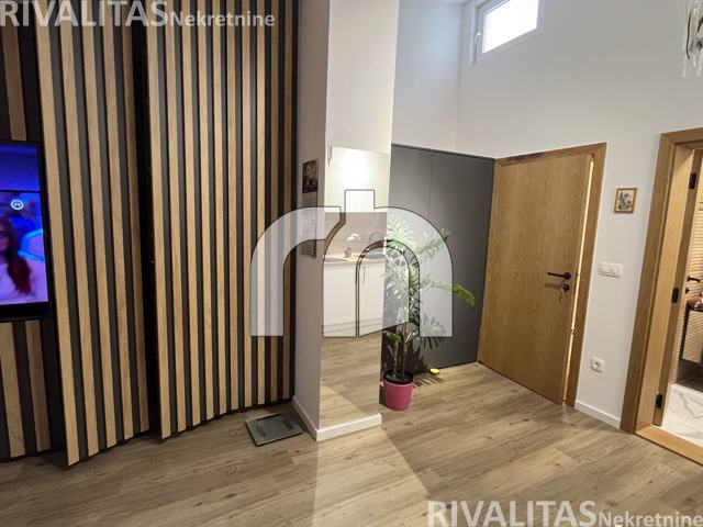 CRIKVENICA, CENTAR, 70M2- KOMPLETNO OPREMLJENO, BEZ PROVIZIJE ZA KUPCE