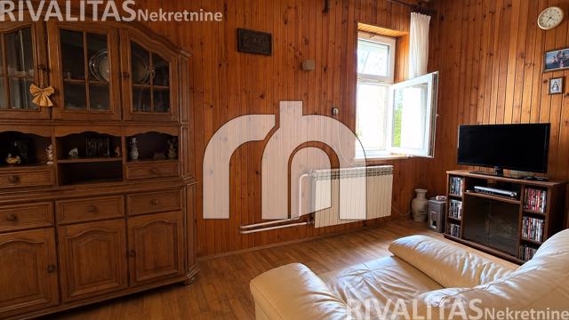 VODNIKOVA, TROSOBAN STAN, 49 m2 - BEZ PROVIZIJE ZA KUPCE!