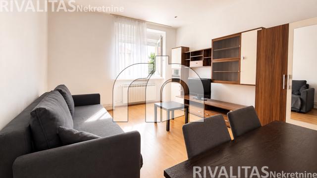 KVATERNIKOV TRG, DVOSOBAN STAN, 40 m2 - BEZ PROVIZIJE ZA NAJMOPRIMCE!