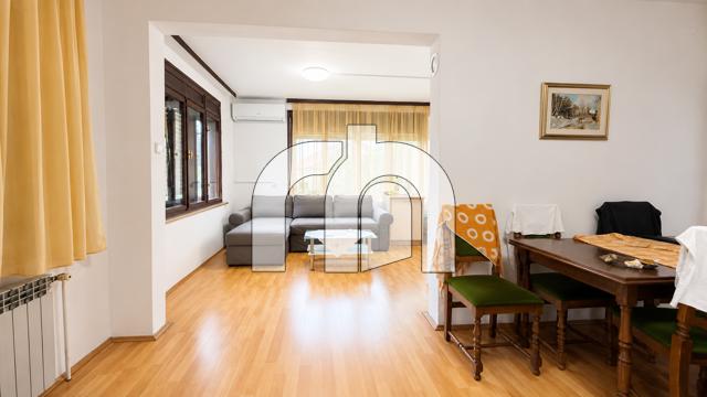 PODSUSED, KUĆA NA ČETIRI ETAŽE, 450 m2 - BEZ PROVIZIJE ZA KUPCE!