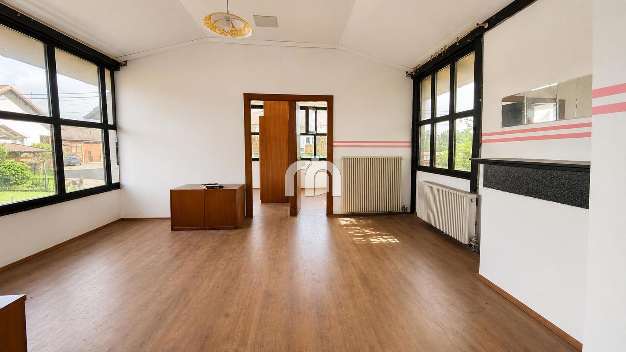KLOŠTAR IVANIĆ, SAMOSTOJEĆA KUĆA, 350 m2 - BEZ PROVIZIJE ZA KUPCE!