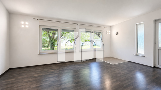 DUGO SELO, KUĆA, 250 m2 - BEZ PROVIZIJE ZA KUPCE!