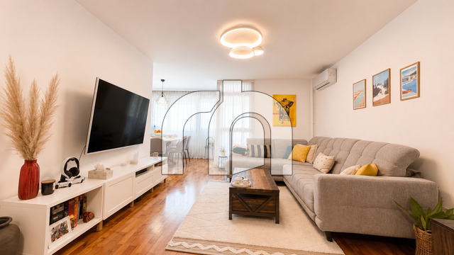 RAVNICE, TROSOBAN STAN, 77 m2, KOMPLETNO RENOVIRAN - BEZ PROVIZIJE ZA KUPCE!