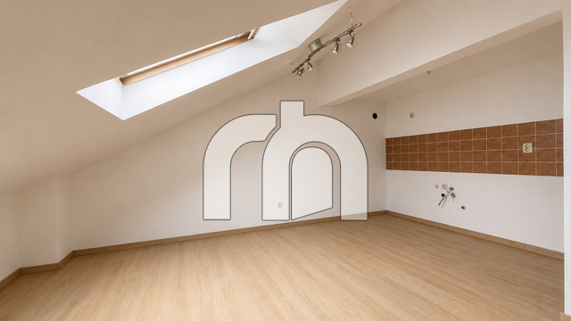 KAMENARKA, JEDNOSOBAN STAN, KOMPLETNO RENOVIRAN, 38 m2 + 12 m2 GALERIJE - BEZ PROVIZIJE ZA KUPCE!