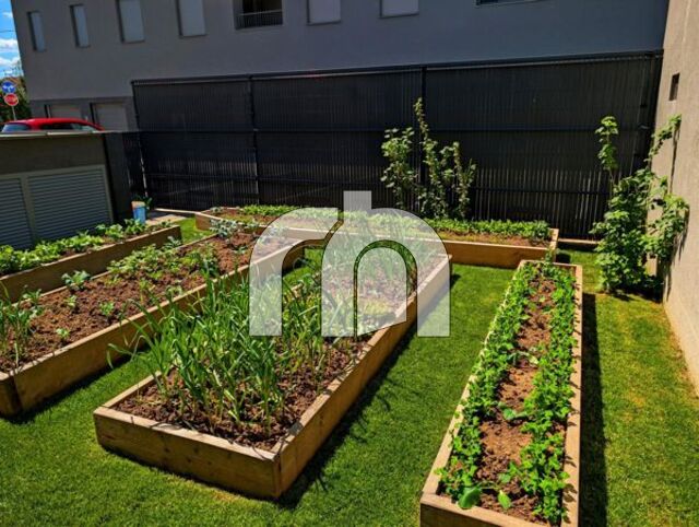 Vrapče 140 m2 , s vrtom i garažom - BEZ PROVIZIJE ZA KUPCE