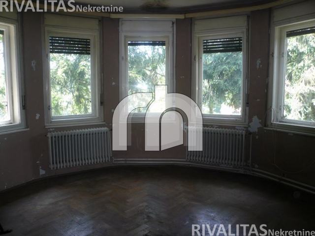 Šestinski dol, obiteljska kuća, 272m2 sa 6900m2 okućnice