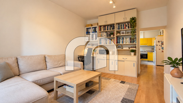 CENTAR (TRNJANSKA), TROSOBAN STAN, 64.26 m2, KOMPLETNO RENOVIRAN - BEZ PROVIZIJE ZA KUPCE!