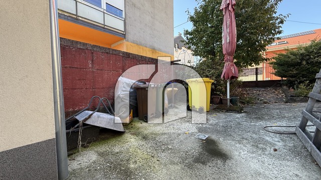 TREŠNJEVKA, KUĆA 136 m2, ZA KOMPLETNU RENOVACIJU, PARCELA 288 m2 - BEZ PROVIZIJE ZA KUPCE!
