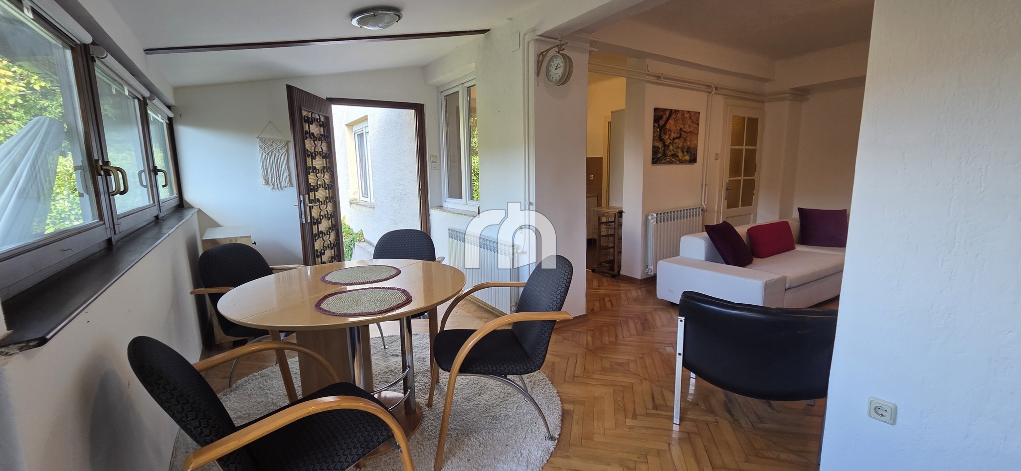 ŠALATA, ROCKEFELLEROVA, 2-SOBAN STAN 70 m2 - BEZ PROVIZIJE NAJMOPRIMCU