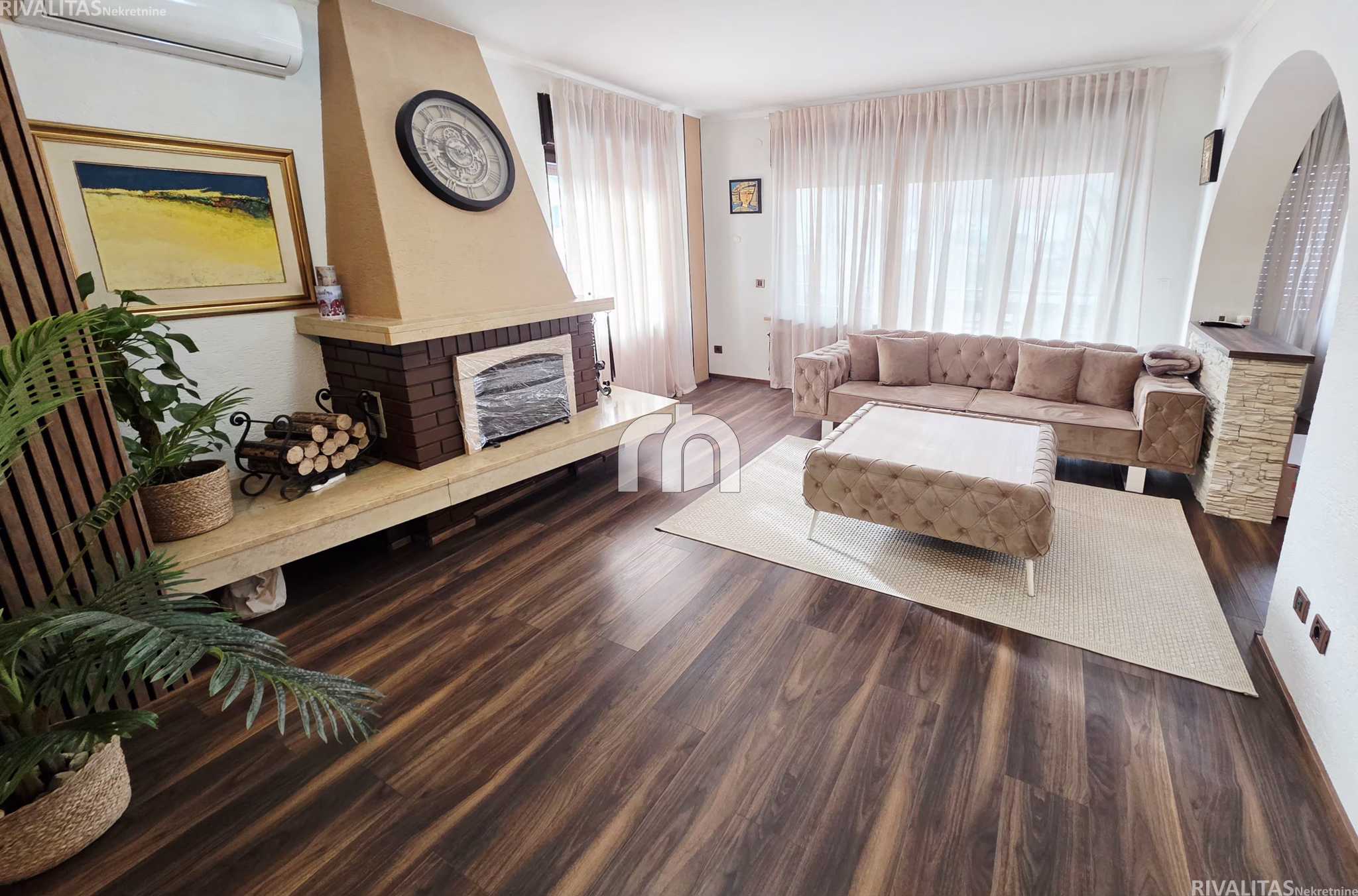 STENJEVEC, KUĆA SA 4 STANA-BEZ PROVIZIJE ZA KUPCE!
