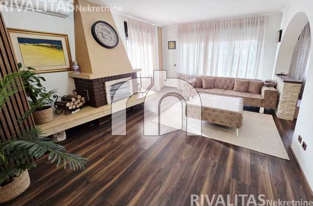 STENJEVEC, KUĆA SA 4 STANA-BEZ PROVIZIJE ZA KUPCE!